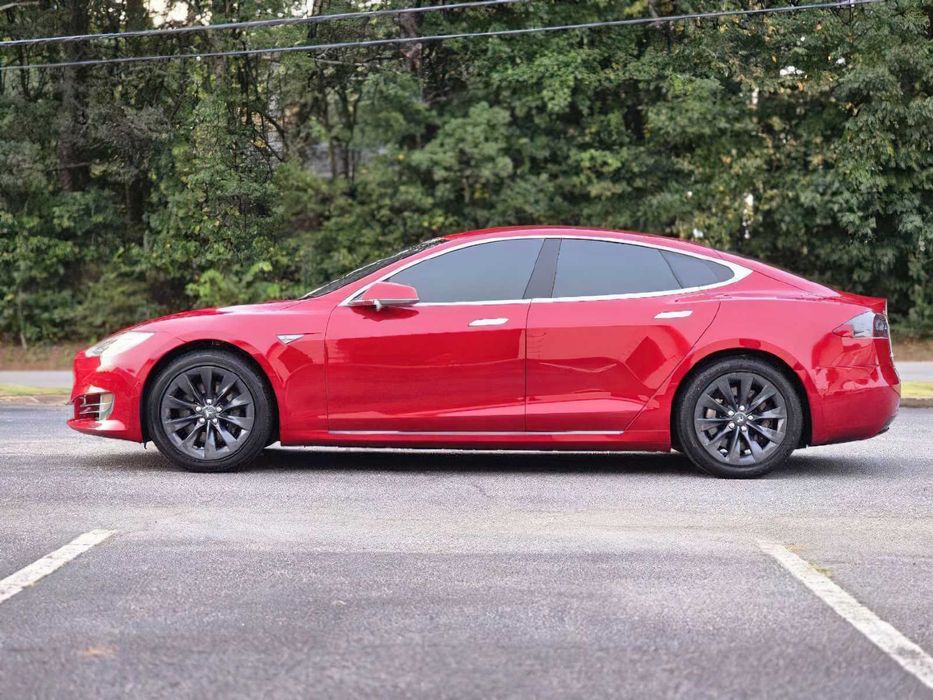 Tesla Model S P100D      2016
