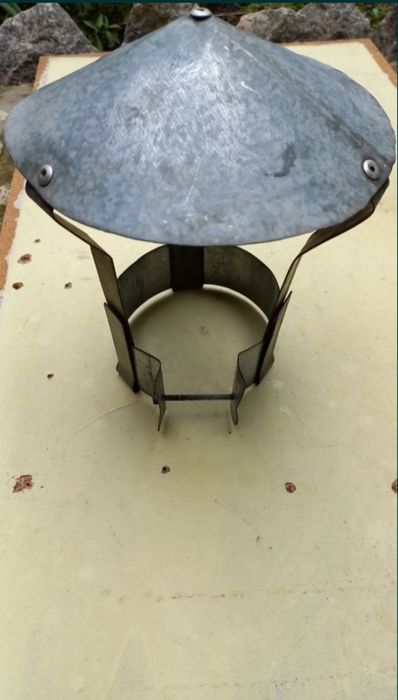 Полки-водоотводы оцинкованные ,колпак для вытяжной трубы