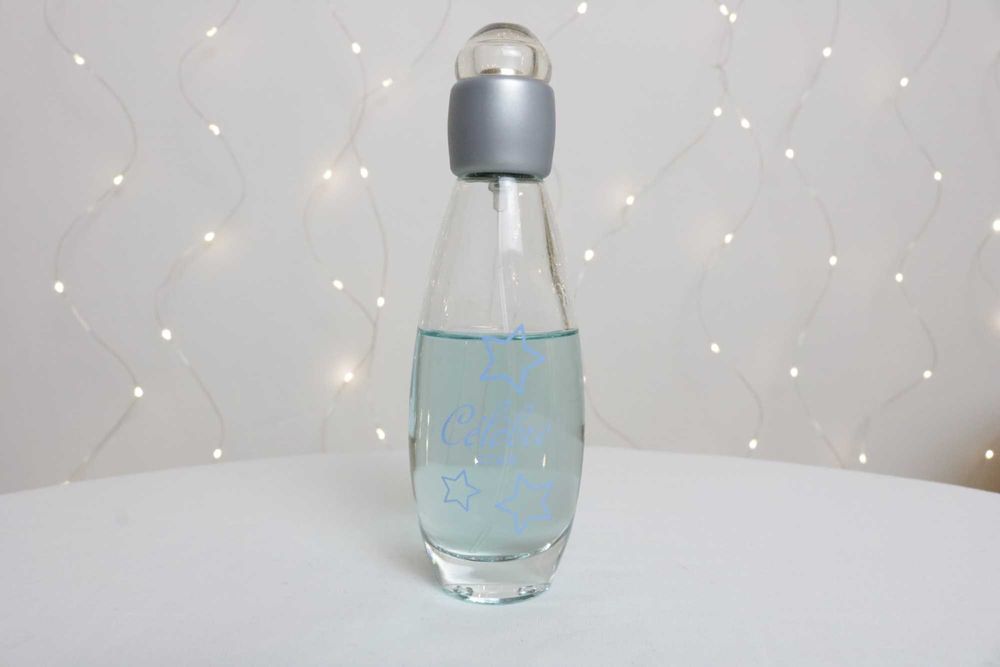 Avon Celebre Star woda toaletowa dla Niej 50 ml używana unikat