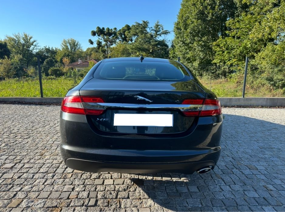 Jaguar XF 2.2d Luxury Auto.