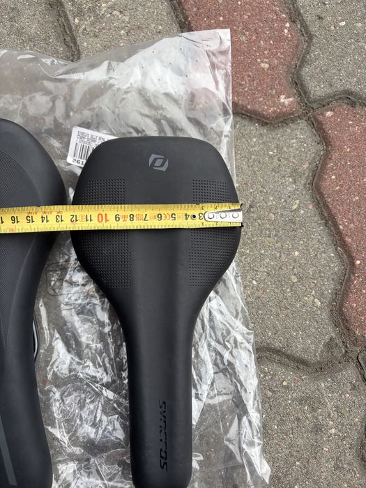 Siodełka  rowerowe MTB Giant i Scoot 2szt