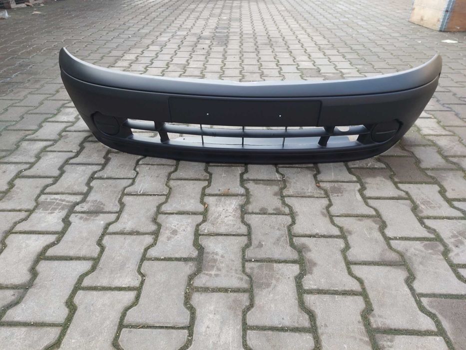 Бампер Передній Renault  Kangoo II 01.03-01.08 Рено кенго 2