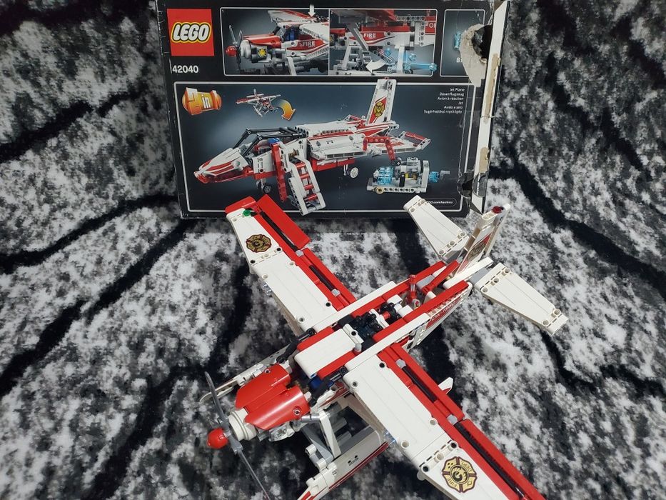 Lego Technic 42040 Samolot Strażacki