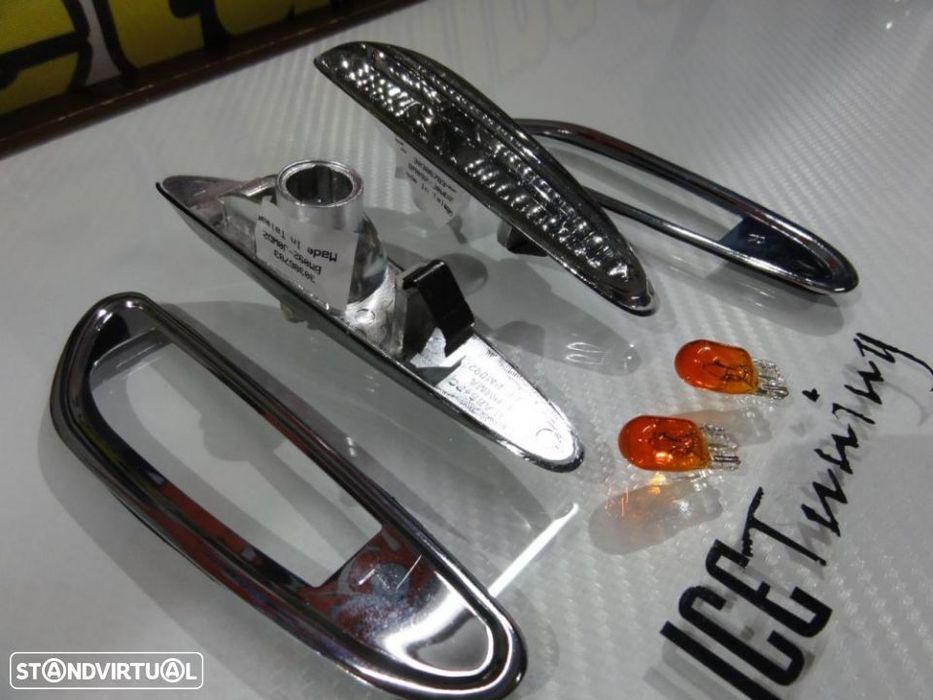 Piscas, Farolins Laterais + lâmpadas cromadas para BMW E81, E82, E84, E87, E88, E46 +01, E60, E61 E90 E91 E92 E93 fundo smoke / escurecidos
