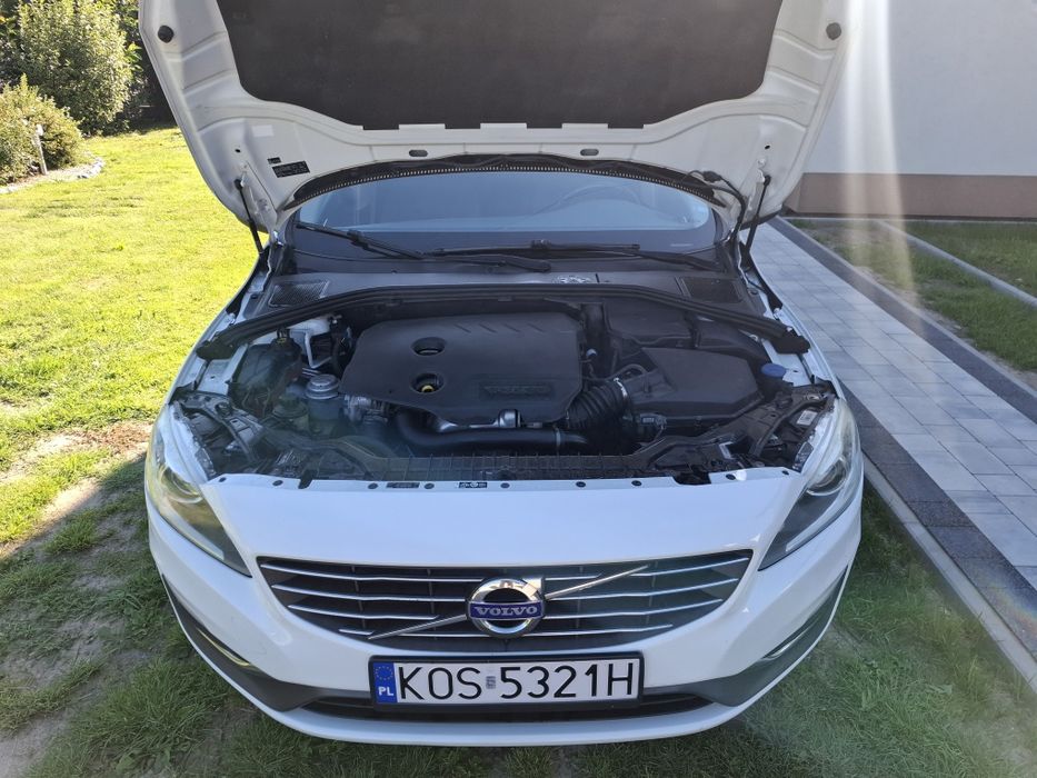 Volvo v60 lift Ekonomiczny Zadbany Serwisowany