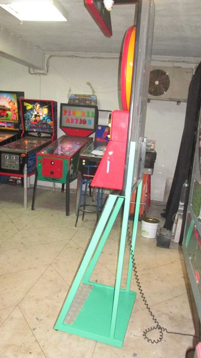 Máquinas setas com suporte original com 8 jogadores como nova