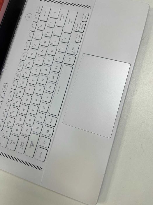 Asus ROG Zephyrus G15 Ryzen 9 5900HS /16 Ram/256ГБ/3080/2K/Win11