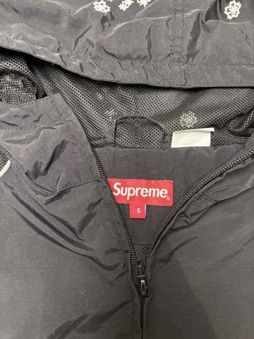 Supreme AOI Glow in the Dark Track Jacket Bougado (São Martinho E