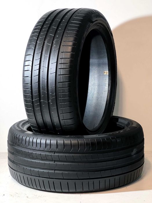 Pneus Pirelli Pzero PZ4 - 275/40/21 - Como NOVOS