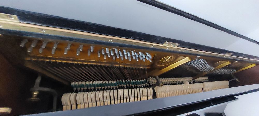 Pianino Grotrian-Steinweg 130