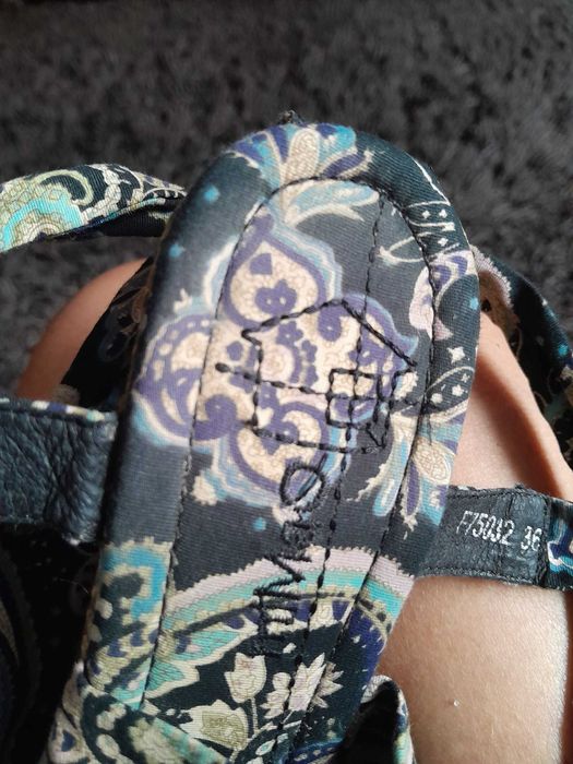 Sandálias miMaO estampadas com fitas de atar à perna| Tam. 36 | Como novas