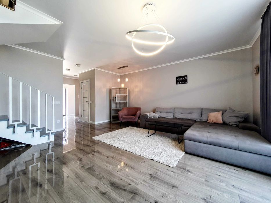 Здам 4-Х кімнатний ТАУНХАУС на МАЛЬОВАНЦІ з терасою та паркомісцями