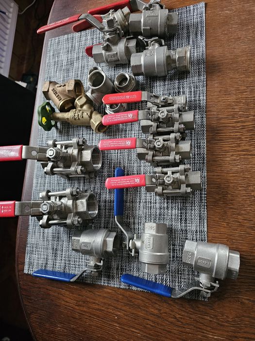 Zawory kulowe   zestaw  nierdzewne