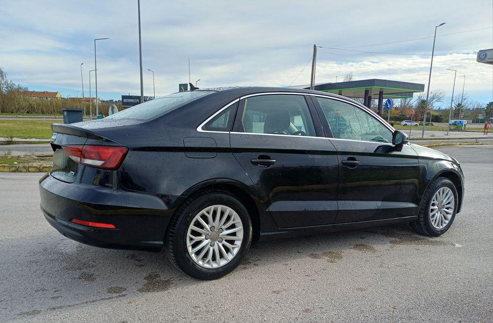 Audi A3 limousine 1.6 diesel