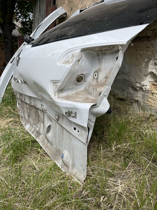 Крышка багажника для Renault Megane  3