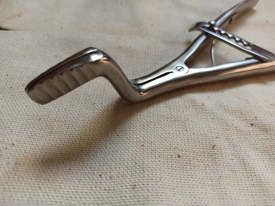 Розширювач хірургічний Roser-Кenig