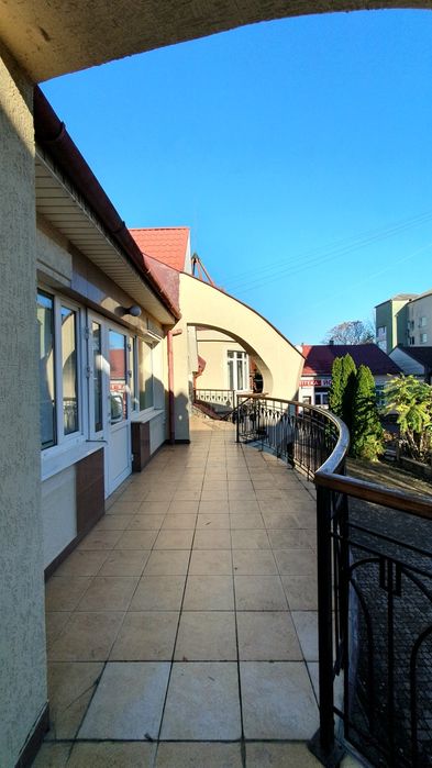 ПРОДАЖ КОМЕРЦІЙНОГО приміщення-комплексу в центральн. частині Мукачева