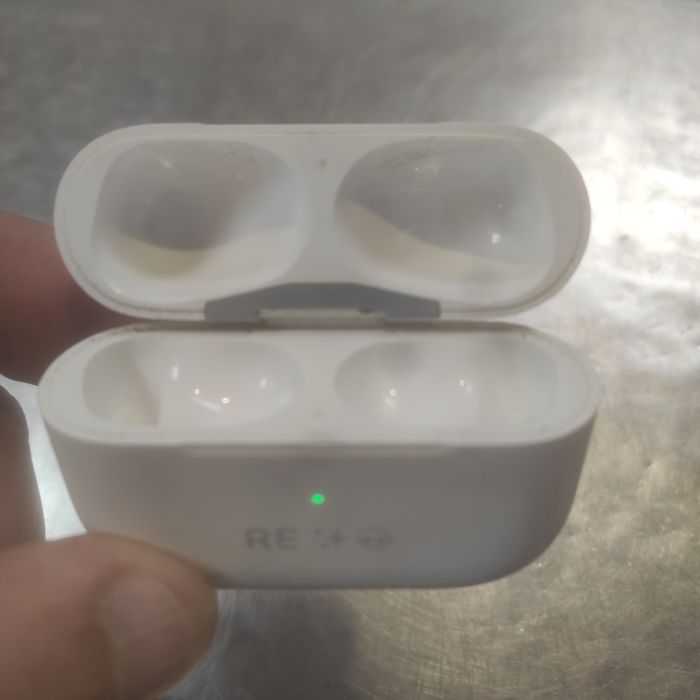 Airpods caixa apenas