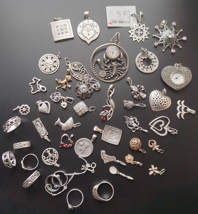 Срібні підвіски,чудовий стан гарний вибір