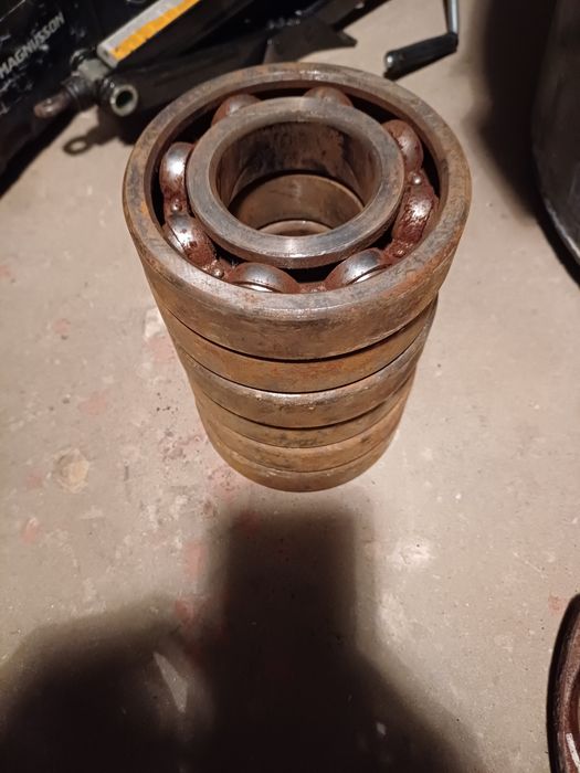 Material do wykucia noza stal łożyskowa