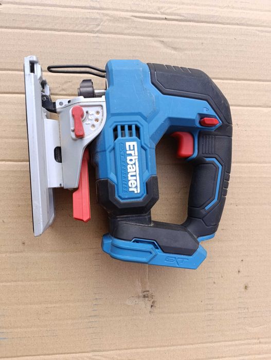 Wyrzynarka akumulatorowa Erbauer ERI1087JSW USZKODZONA bez aku