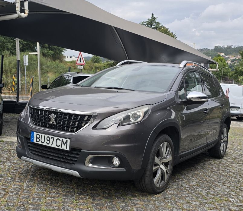 Peugeot 2008 — fotografia 2
