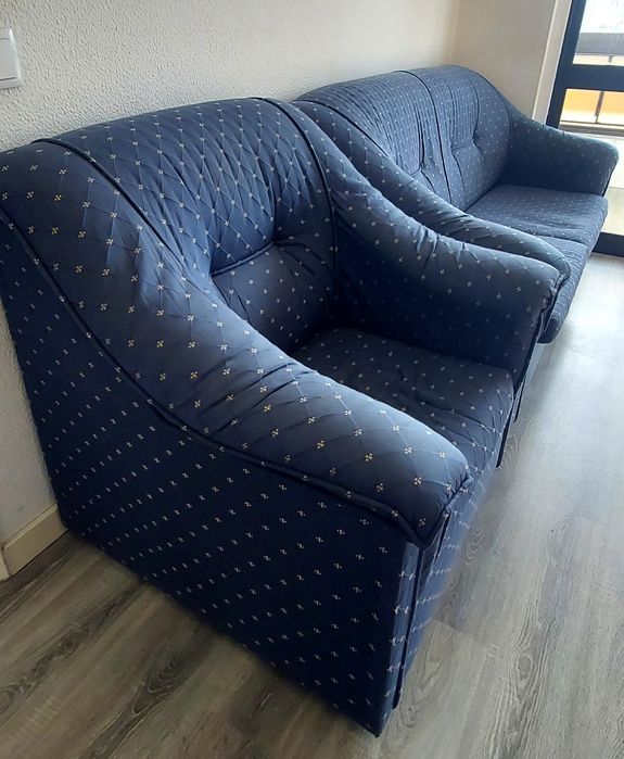 Sofá e cama de solteiro