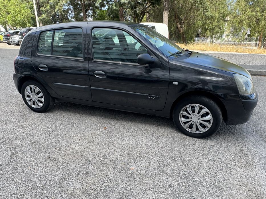 Renault Clio — fotografia 3
