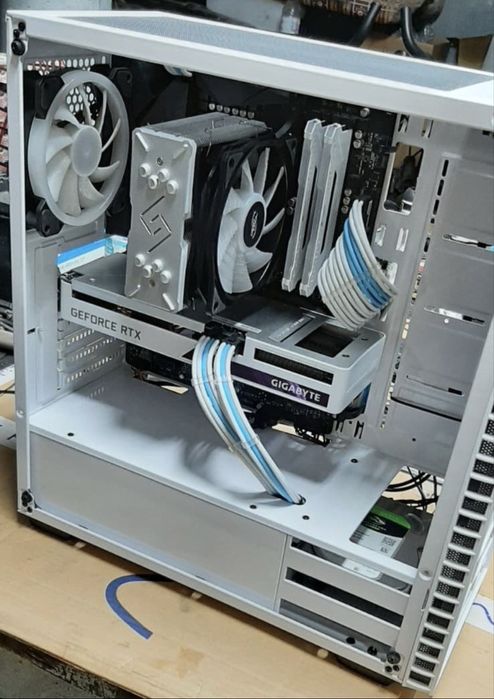 Caixa ATX Kolink Observatory RGB Branco