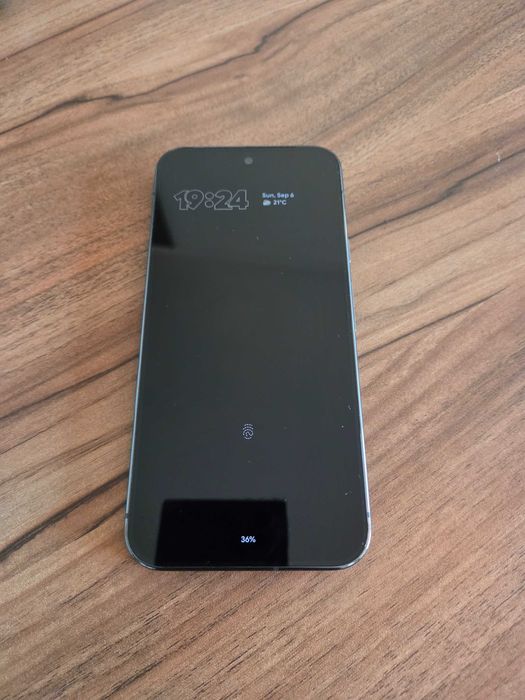 Google Pixel 9 Pro XL – 512GB/16GB RAM – Obsidian Black (+ 4 Premium Cases)