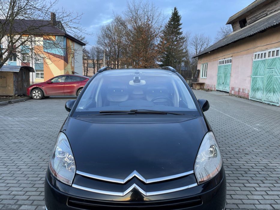 Авто сімейне велике шкіра дизель