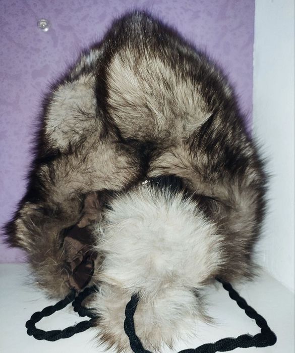 Продам новую женскую натуральную шапку из песца