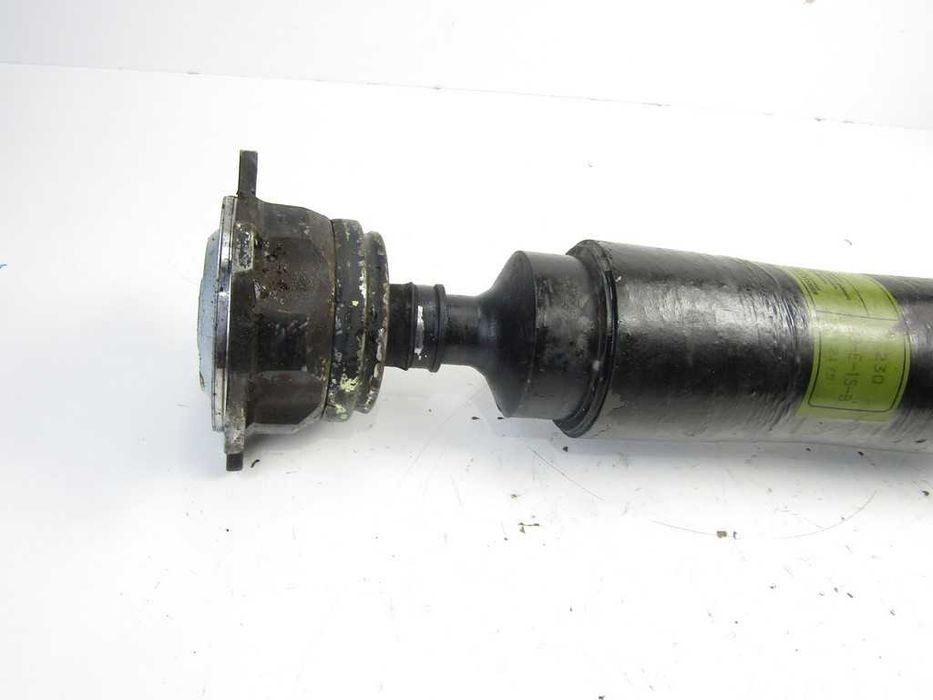 Mitsubishi Pajero III 3.2 DID wał napędowy tył tylny