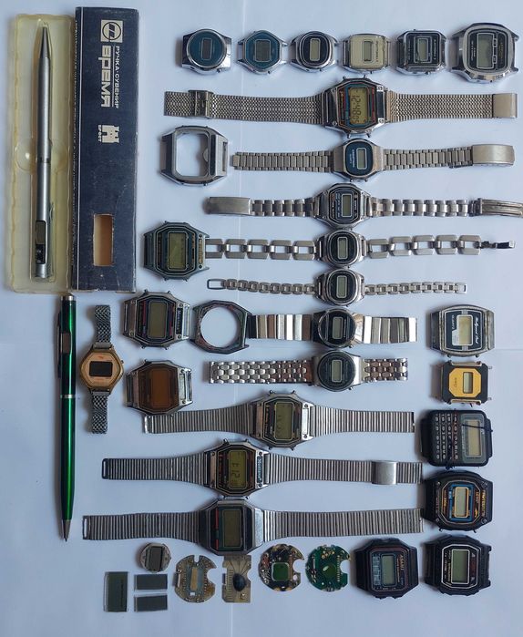 Часы электронные  Электроника, Левис.