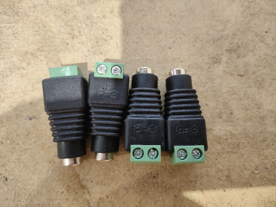 Gniazdo DC taśmy LED/4szt