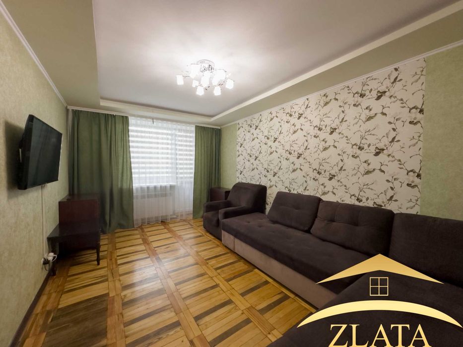 Продаж 3-к квартири на Космосі