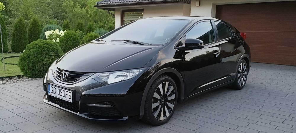 Honda Civic IX 1.8 Bezwypadkowa Polski Salon Przebieg tylko 99 tyś km