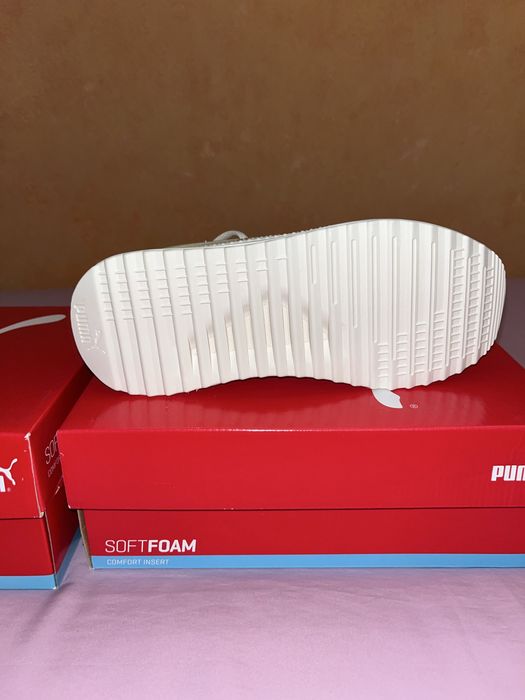 Wyprzedaż! Sneakersy Damskie Puma Soft Foam Comfort Insert.