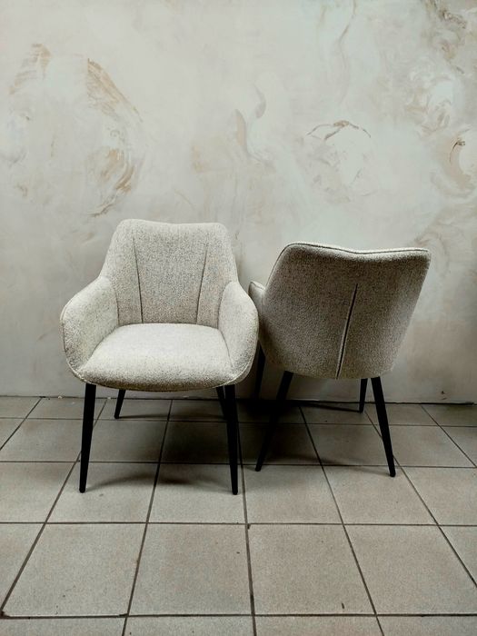 Stylowe krzesła do jadalni i salonu-Komfort i design