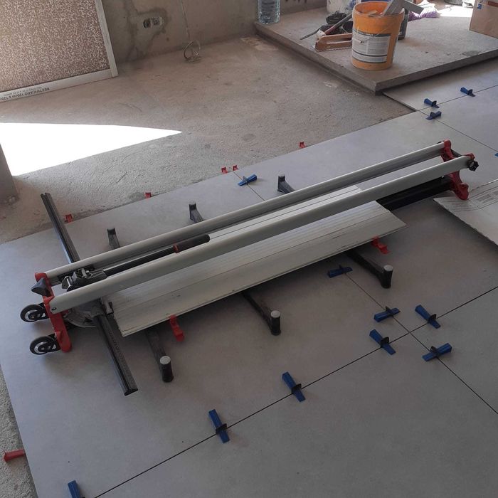 Cortador de Cerâmica Rubi TZ-1300 Pouco Uso (Completo c/ Acessórios)