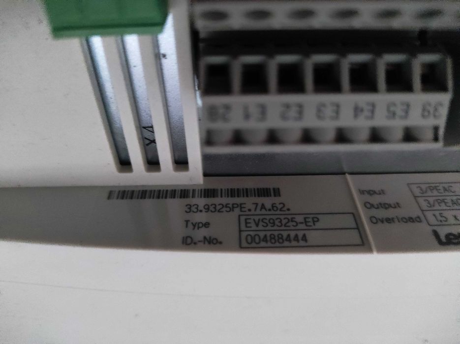 Сервопривід Lenze 9300 EVS9322-ES, EVS9327-ES, EVS9325-EP