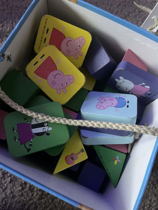 Klocki drewniane ciężarówka świnka peppa