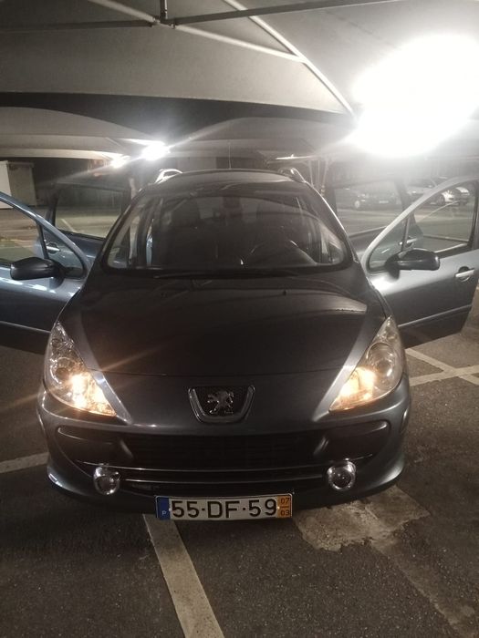 Peugeot 307sw l  146 mil km teto panorâmico  18 meses de garantia