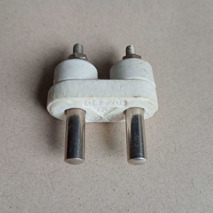 Ceramiczny wtyk WG-2 Vintage!