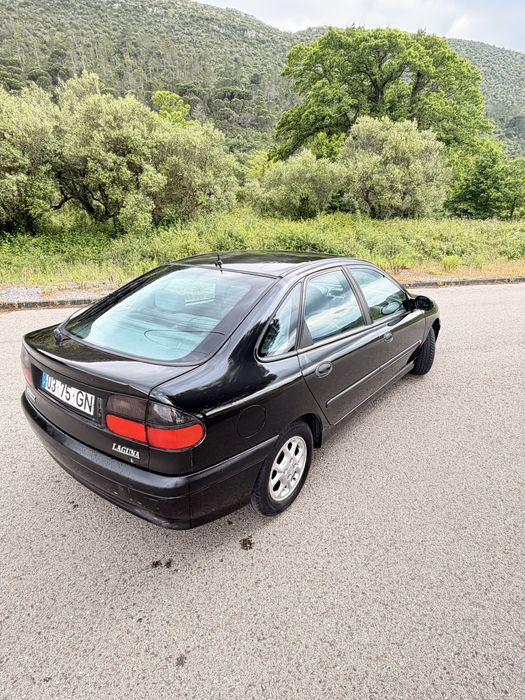 Renault Laguna RXE