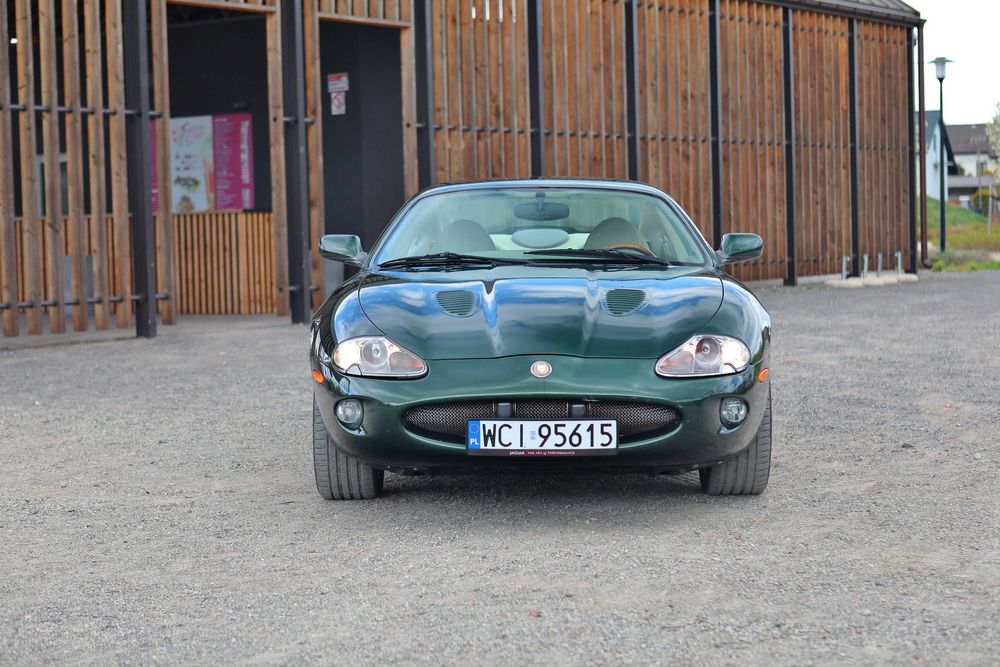 Jaguar XKR 4.0 V8 Supercharged 363 KM 1998r