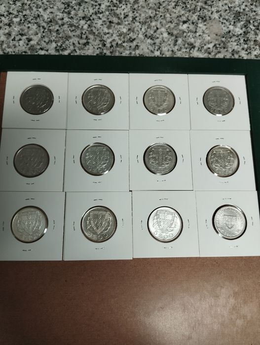Coleção completa de moedas