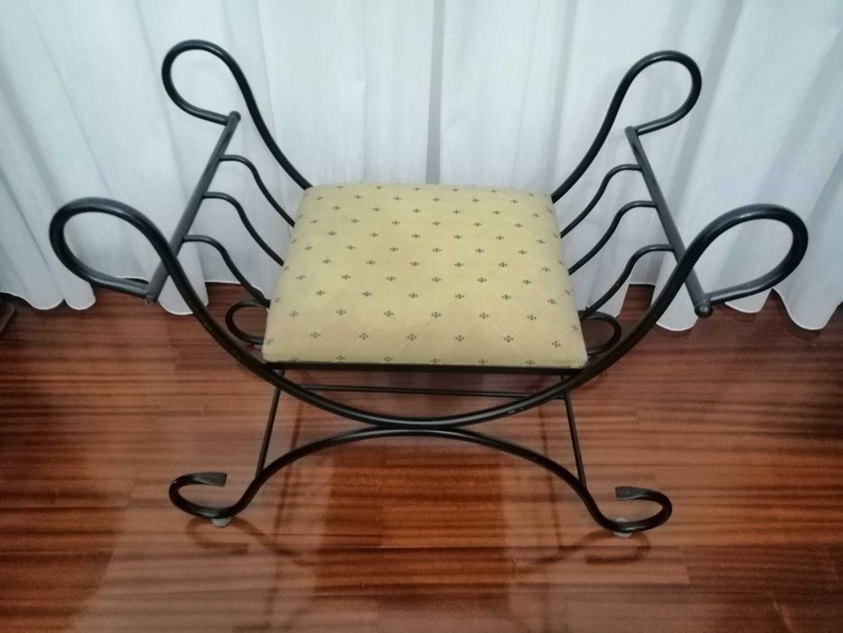 Cadeira em Ferro64409391407618121