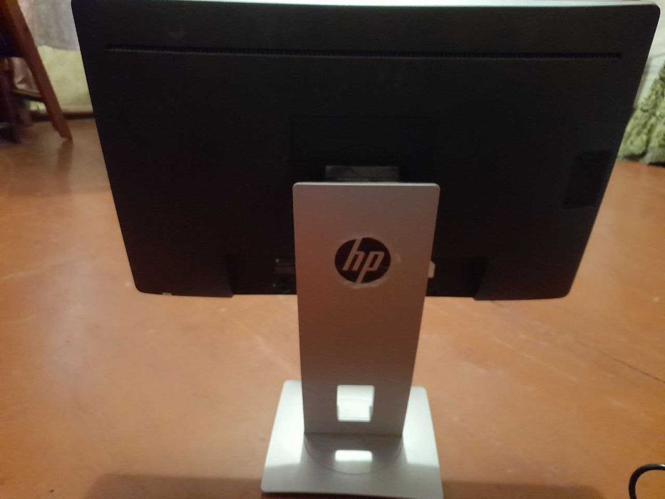 Монітор HP E222 21.5" AH-IPS