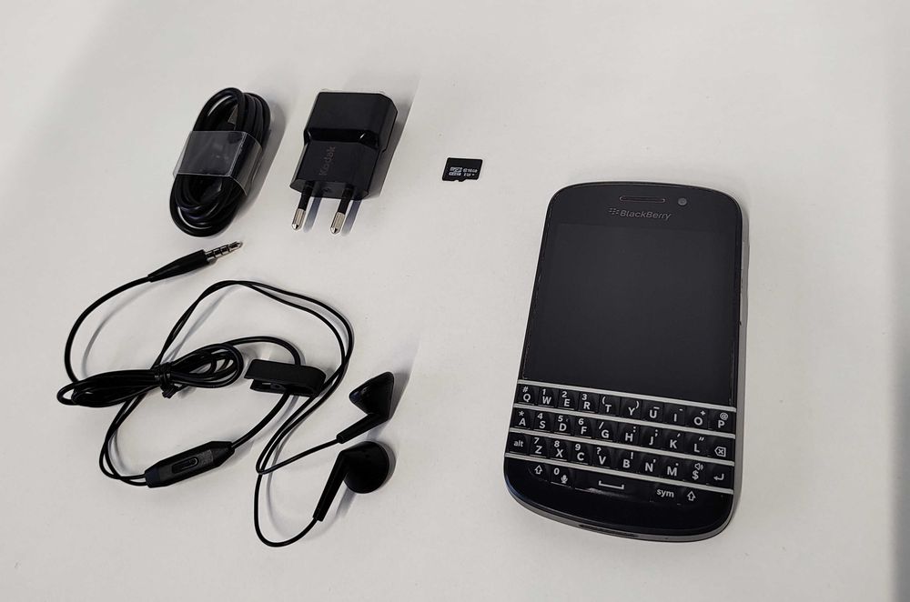 Kolekcja BlackBerry Q10 Czarny Bez Simlocka